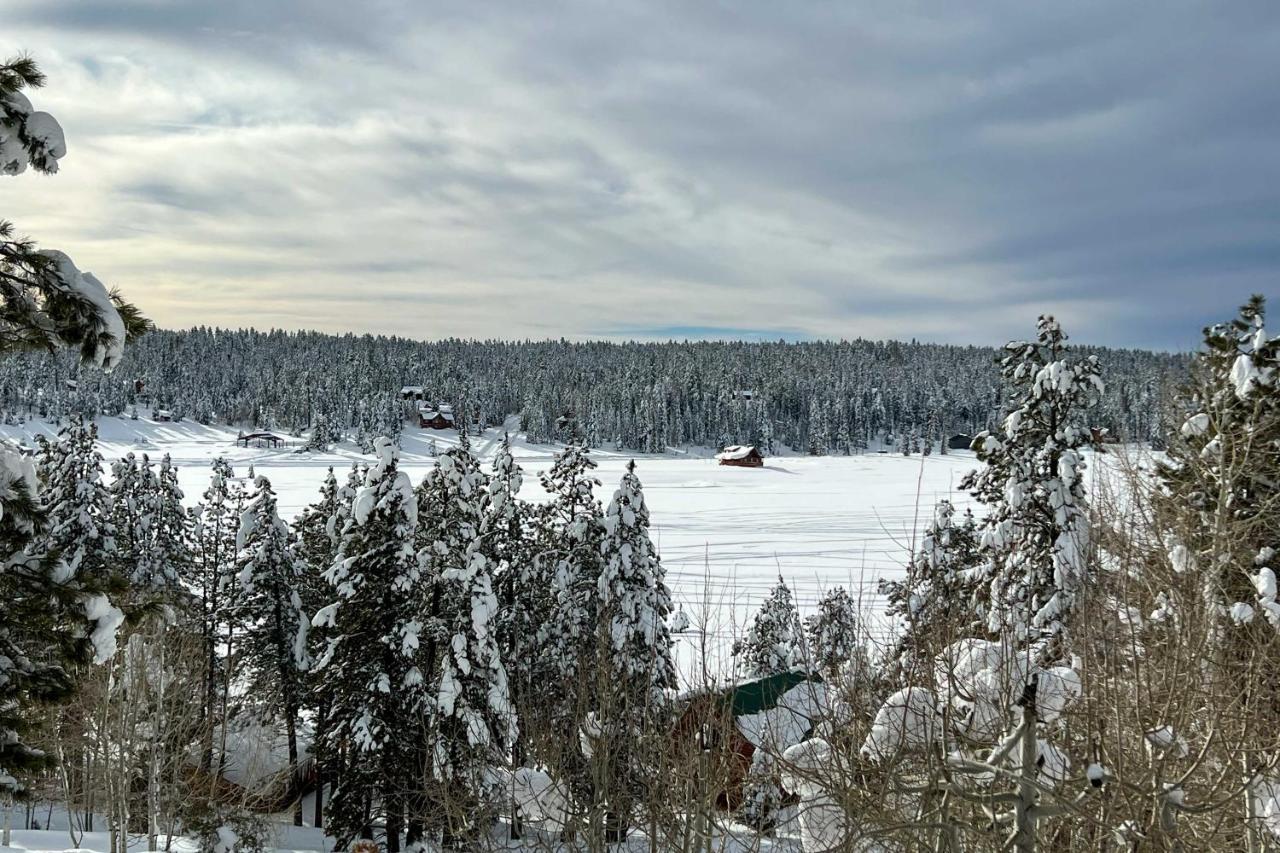 Pet-Friendly Duck Creek Village Retreat With Deck! Exteriör bild