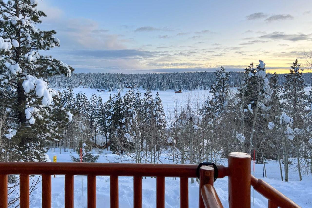 Pet-Friendly Duck Creek Village Retreat With Deck! Exteriör bild