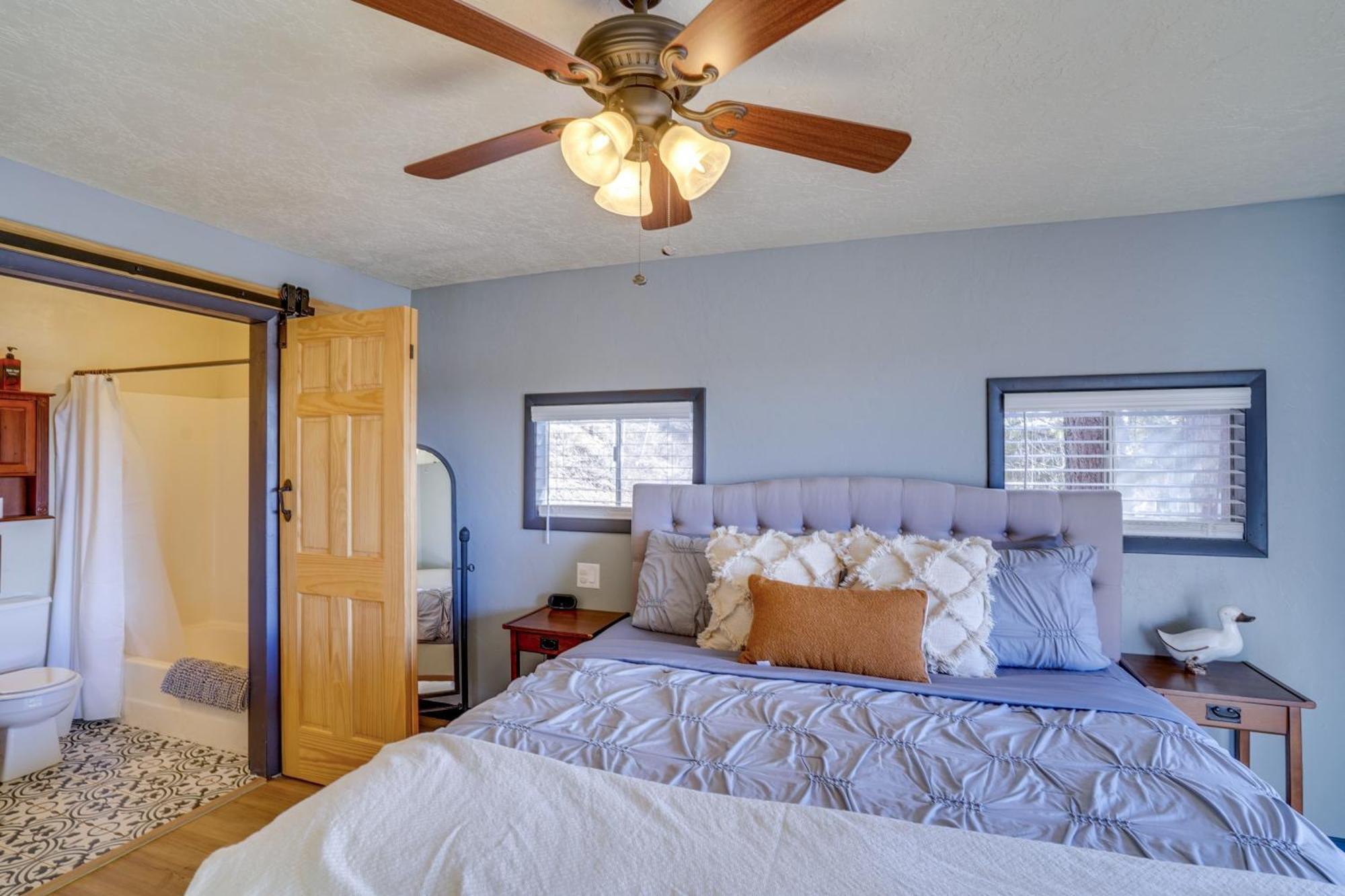 Pet-Friendly Duck Creek Village Retreat With Deck! Exteriör bild