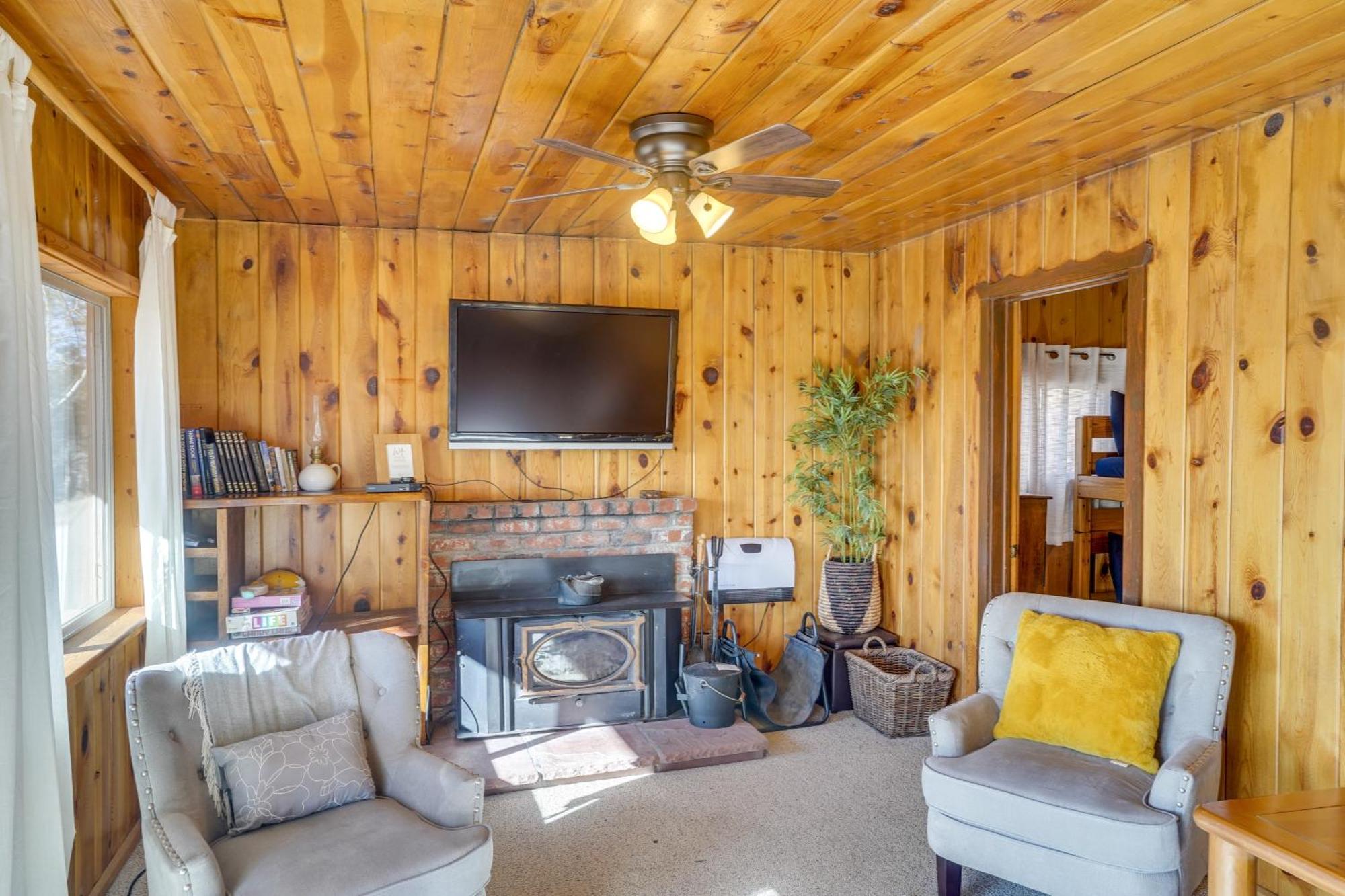 Pet-Friendly Duck Creek Village Retreat With Deck! Exteriör bild